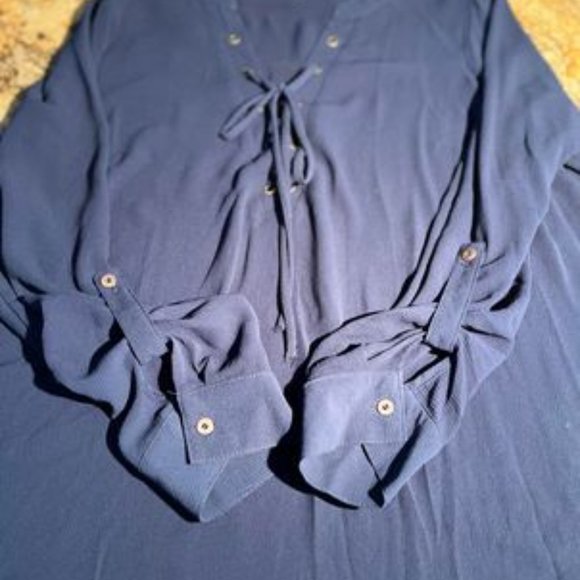 D.N.A COUTURE BLUE BLOUSE SIZE-1XL - Picture 6 of 6